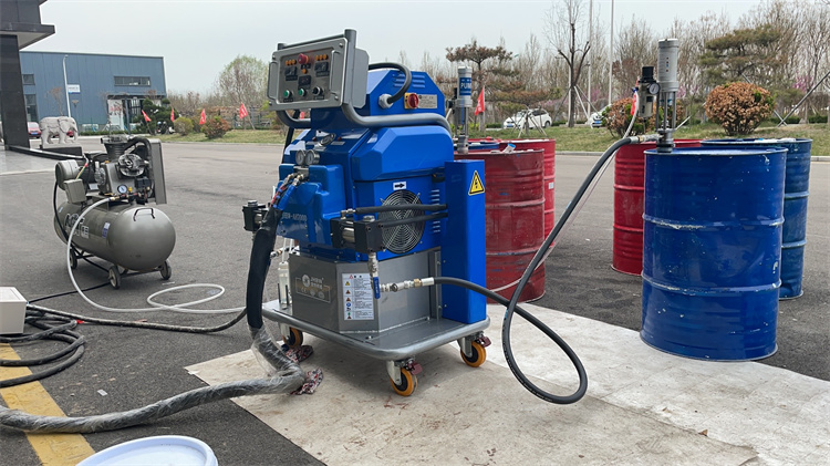 聚氨酯發(fā)泡灌注機